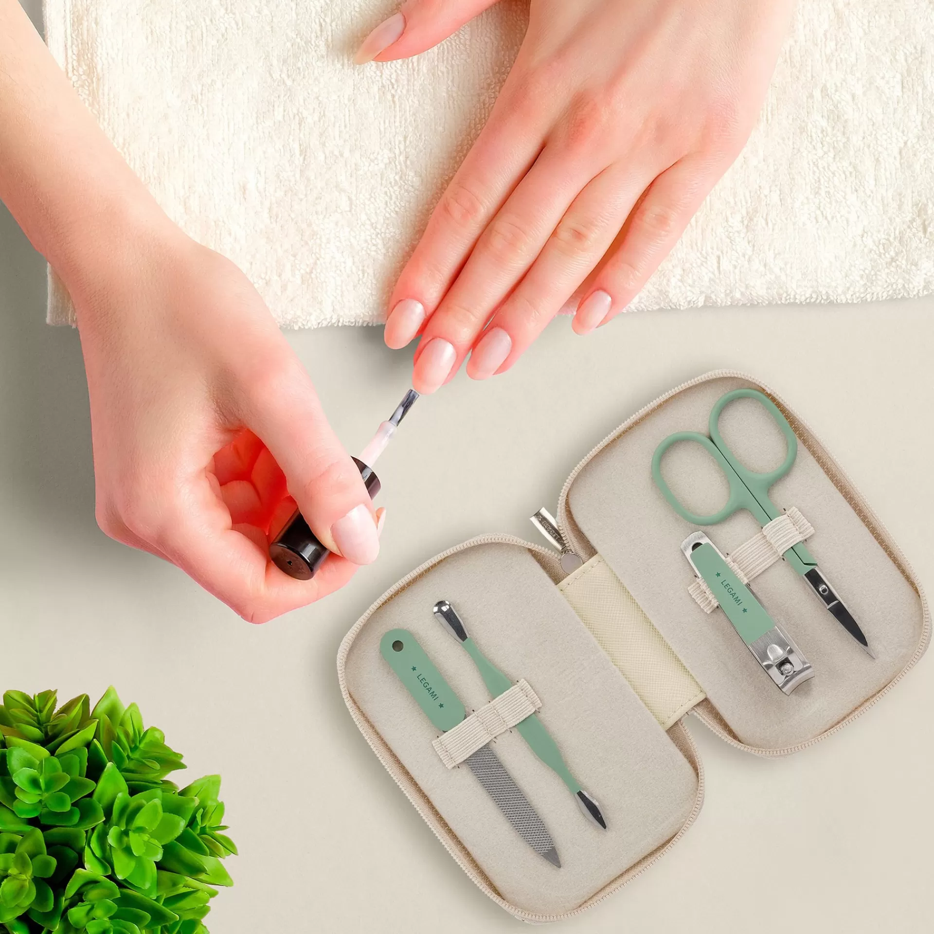 Legami Milano Gesicht Und Körper | Reise-Accessoires^Maniküre-Set